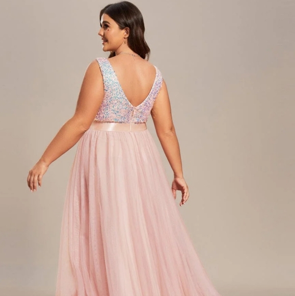 Dress - Picture 13 of 13